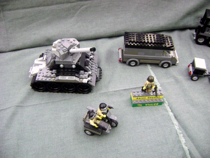 toyshow08_moc_aaron_1460.jpg