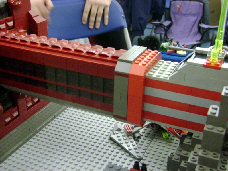 toyshow08_moonbase_0verview_1526.jpg