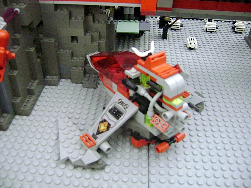 toyshow08_moonbase_bert_1478.jpg