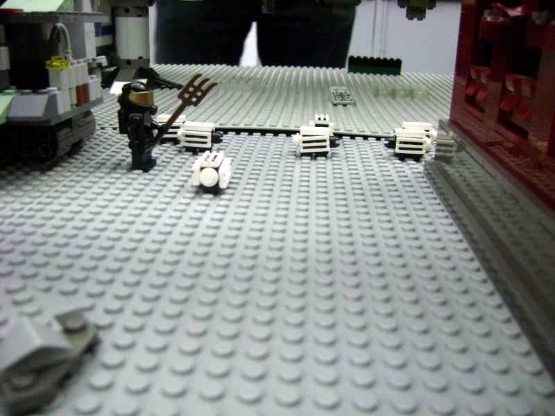 toyshow08_moonbase_john_1483.jpg