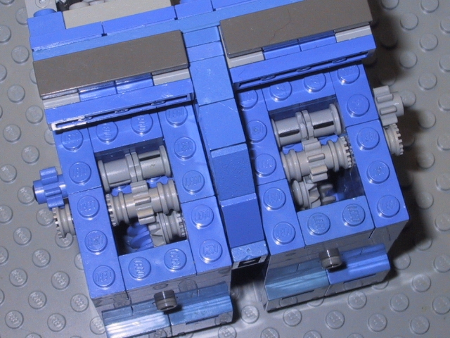 robofig_j_leggears.jpg