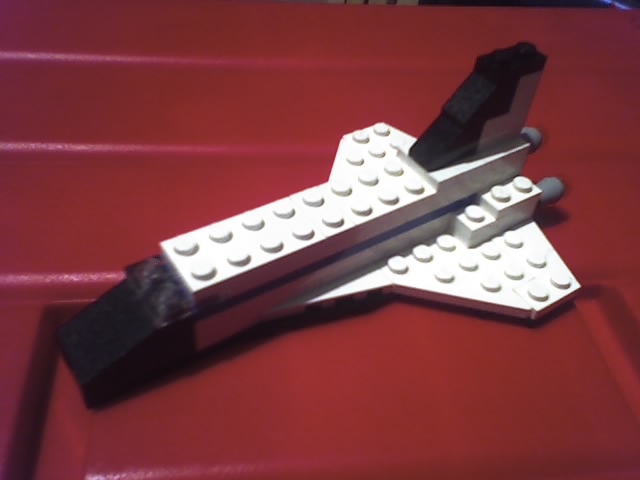 lego_store_promo_nasa_shuttle_1.jpg