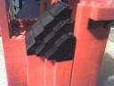 red_castle_4.jpg