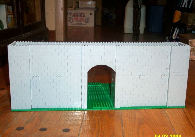 castlefront1.jpg