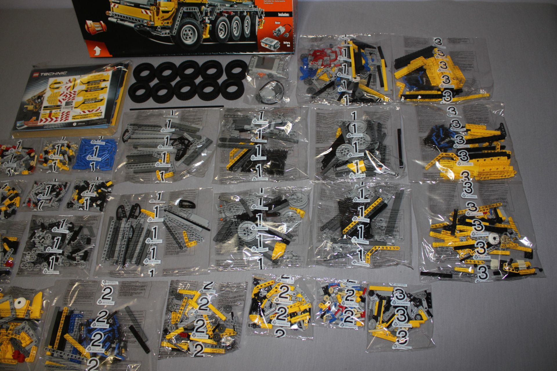 42009-p24.jpg