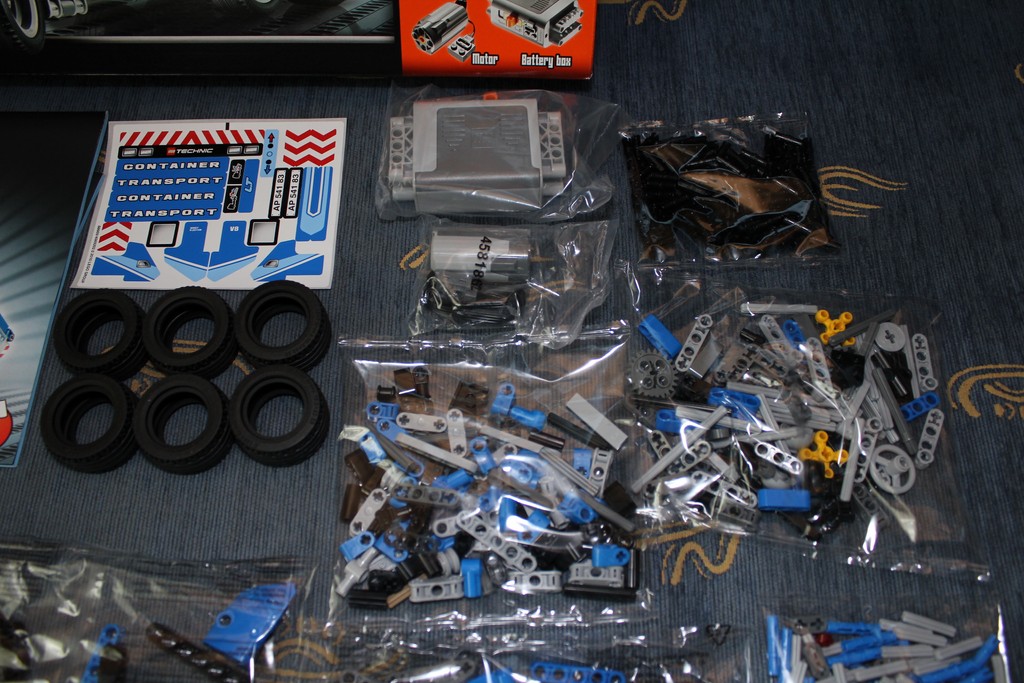 8052-p13.jpg