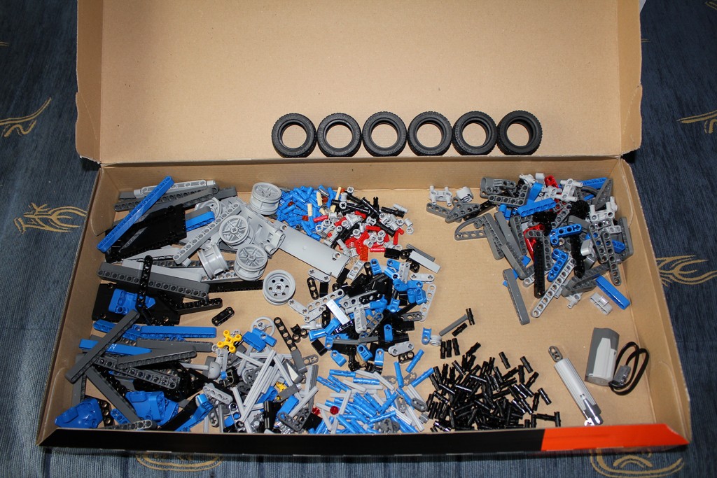 8052-p28.jpg