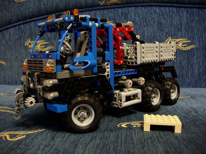 8273-p28.jpg