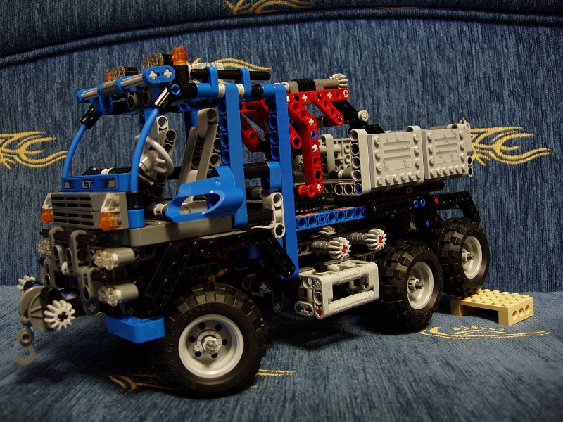 8273-p30.jpg