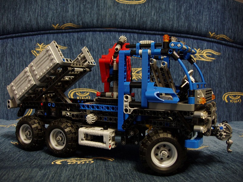 8273-p40.jpg