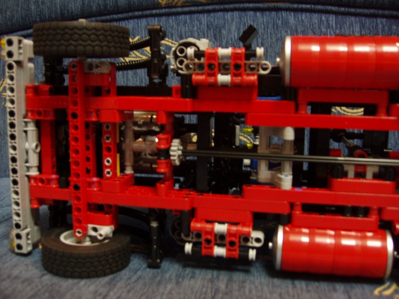 8285-p32.jpg
