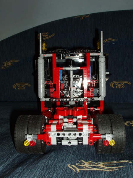 pb145323.jpg