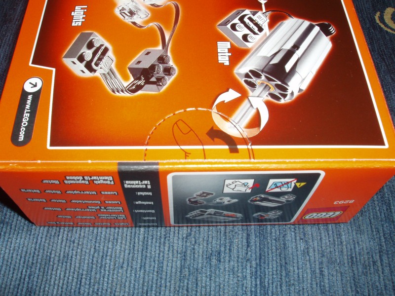 8293-p04.jpg