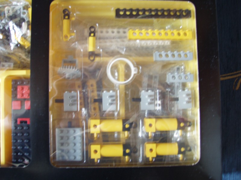 8868-p05.jpg