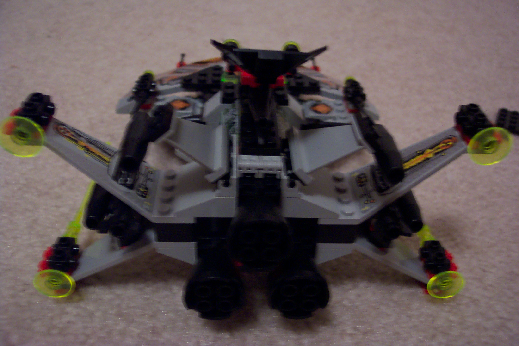 warp-wing_starfighter_back.jpg
