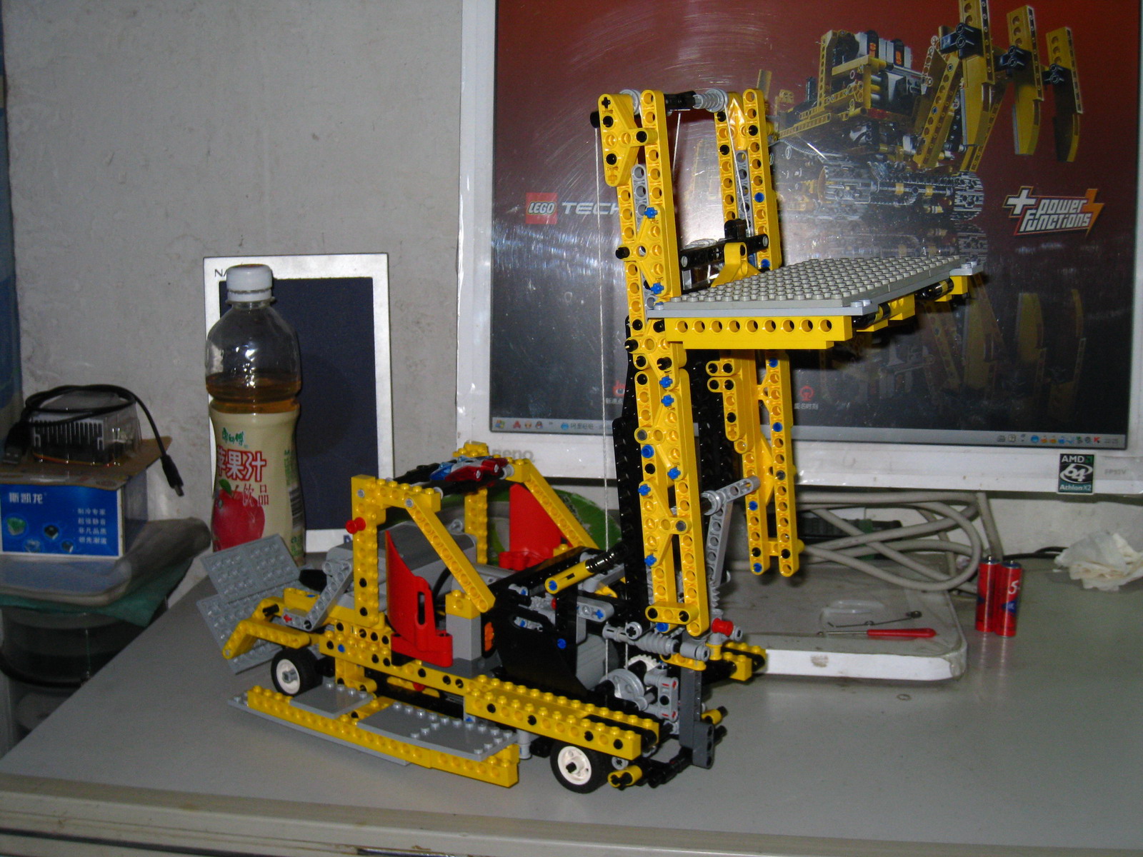 forklift08.jpg