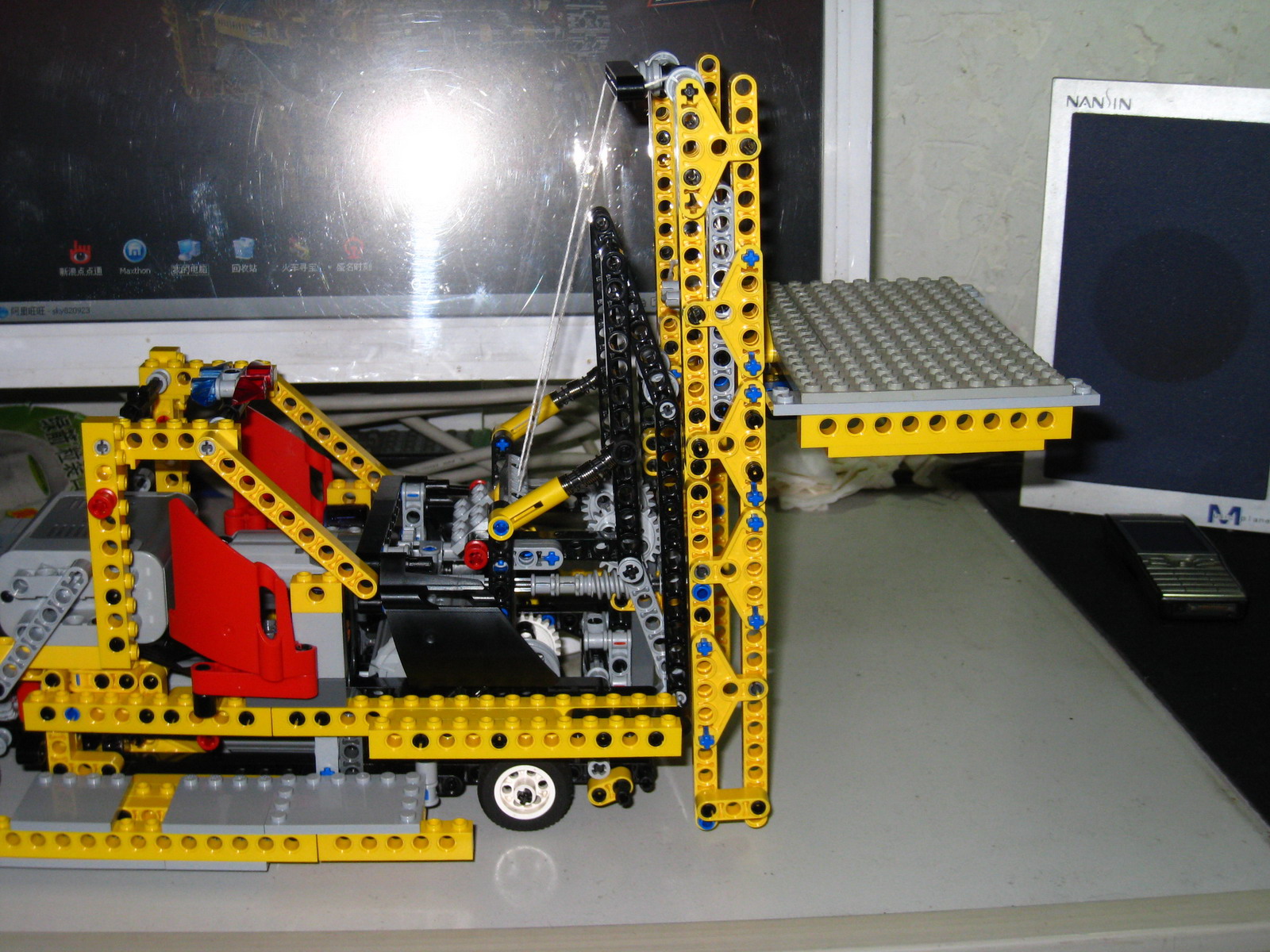 forklift11.jpg