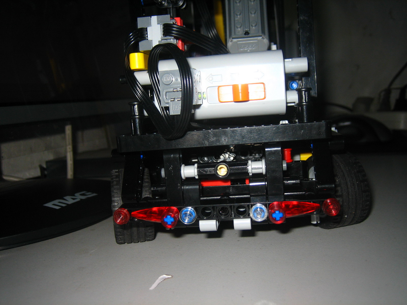 forklift11.jpg