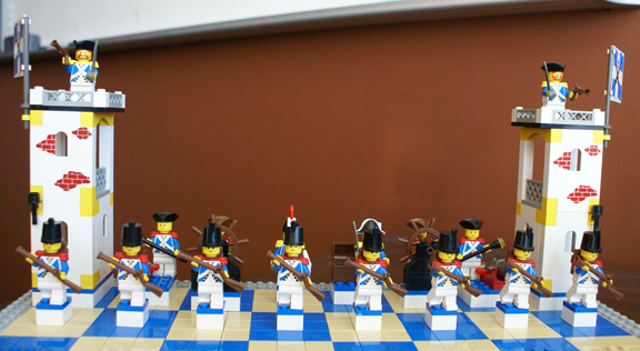lego_chess_imperial02.jpg