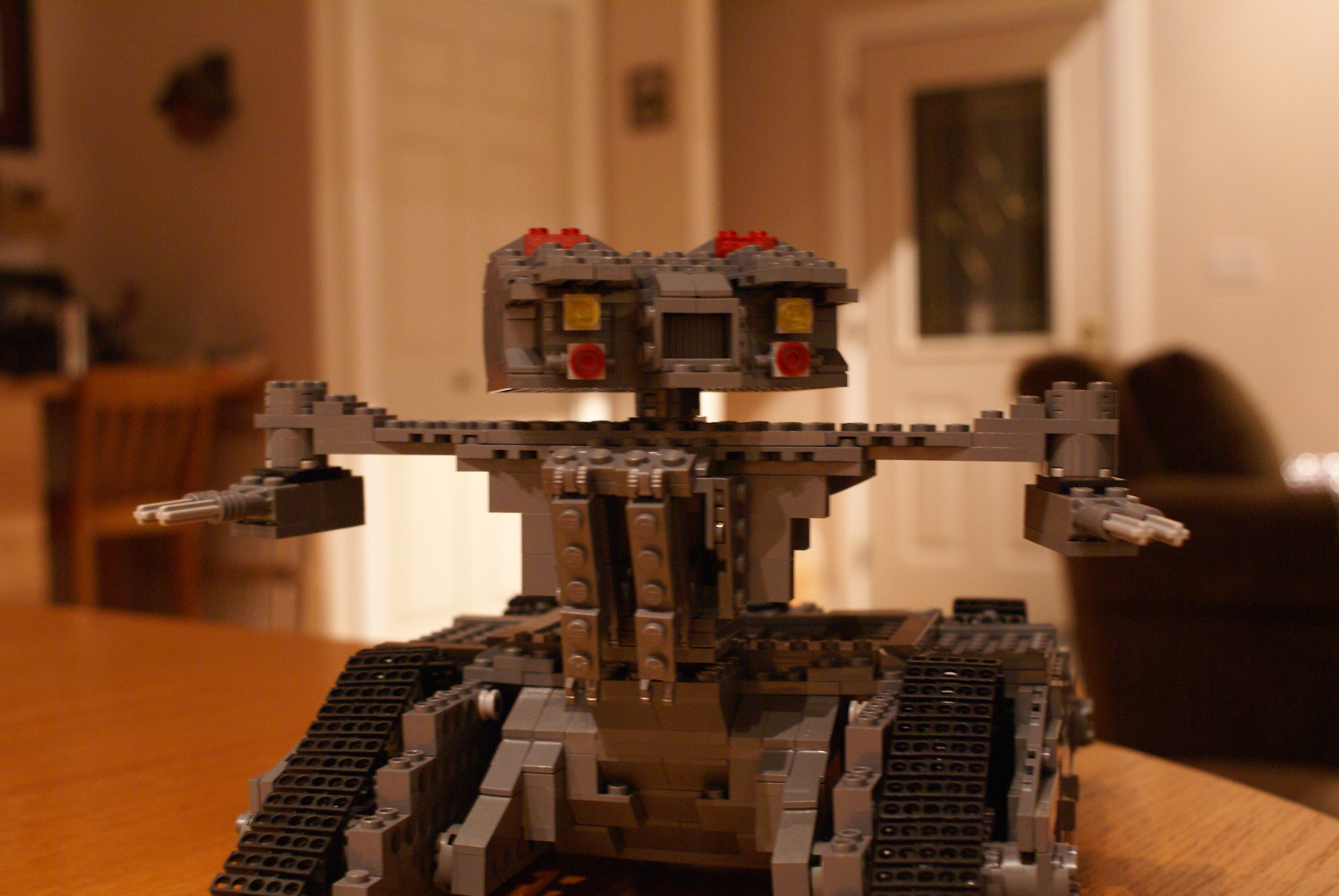 lego_hk_tank_front02.jpg