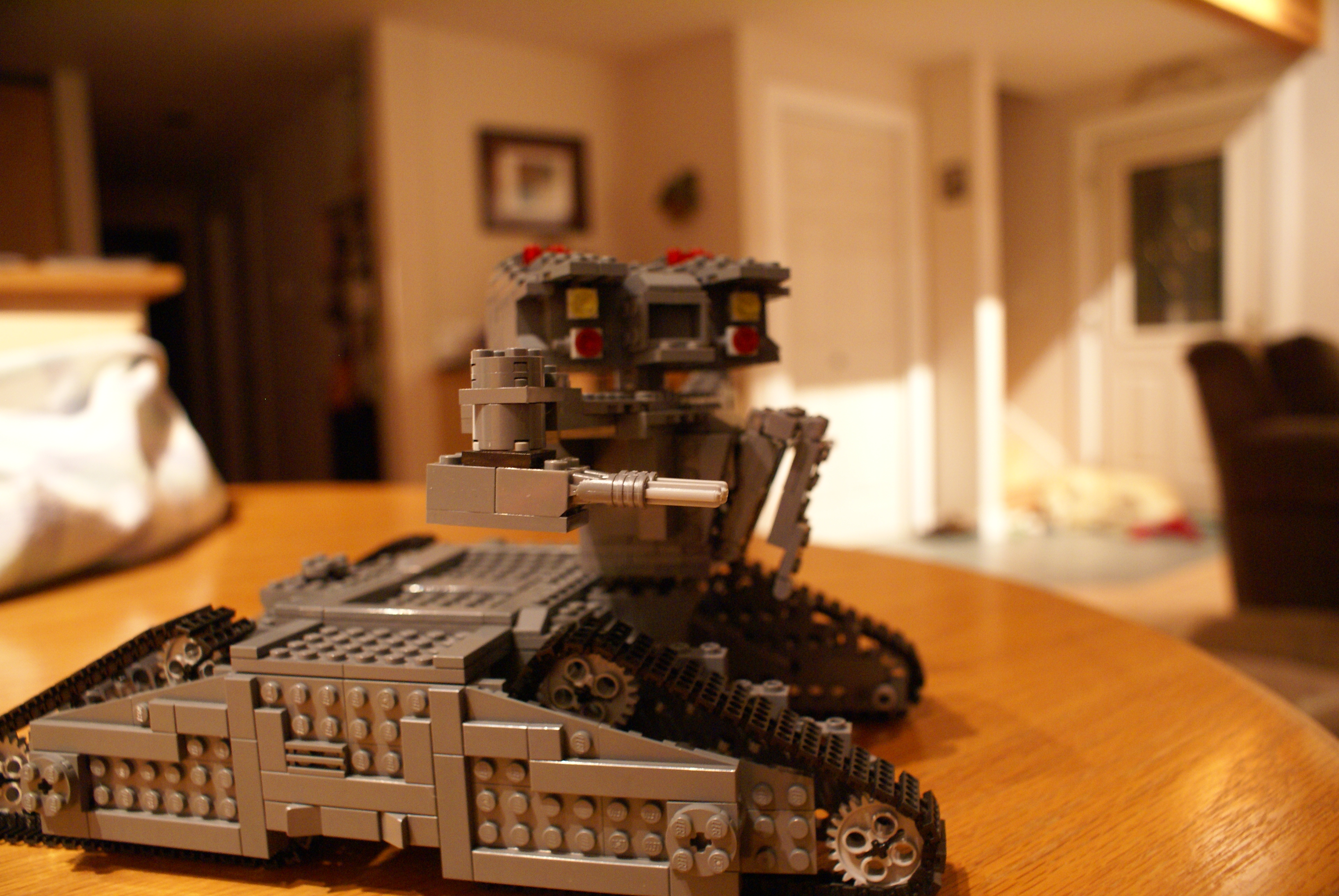 lego_hk_tank_side03.jpg