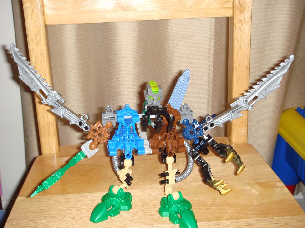 bionicle_04.jpg