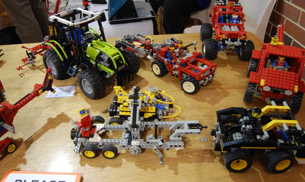 024_more-technic.jpg