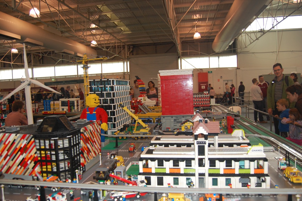 02-display.jpg