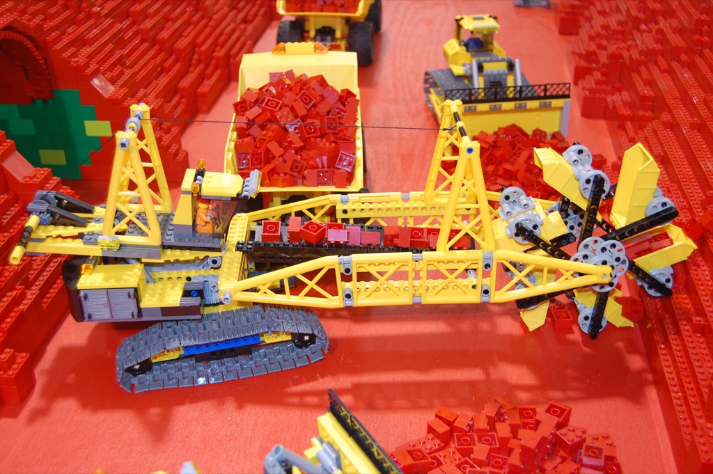 02-bucket-wheel.jpg