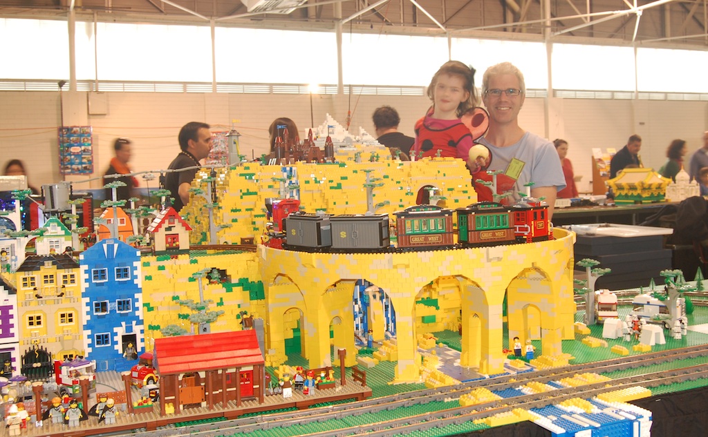 lego-display.jpg