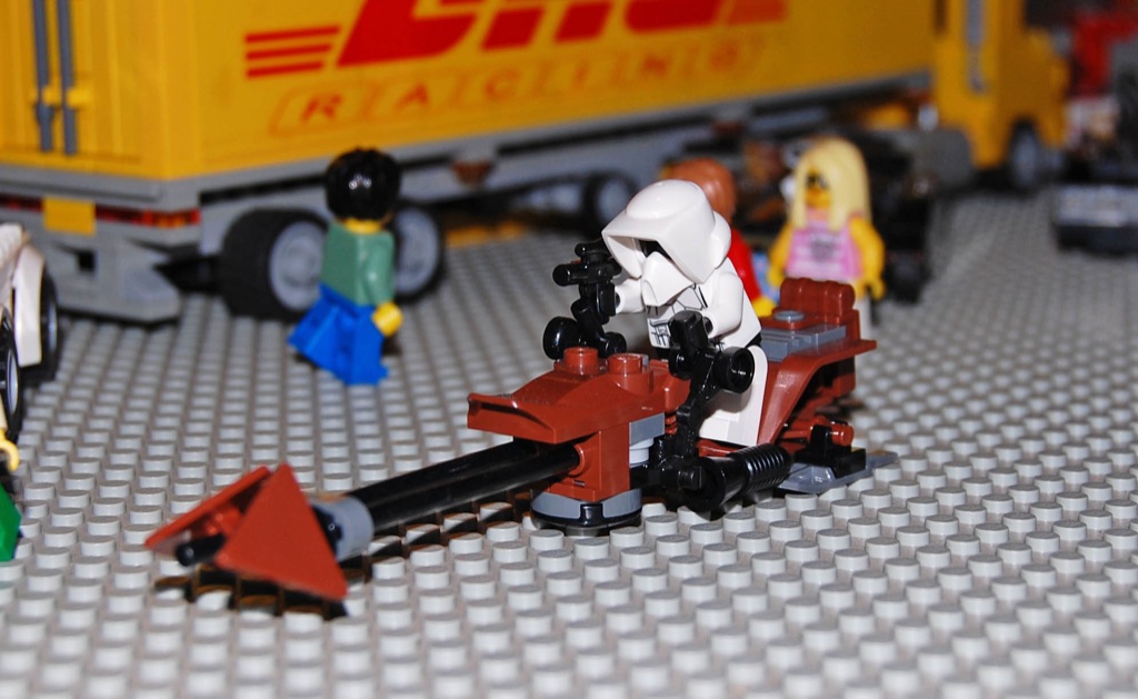 10-sw_speeder.jpg
