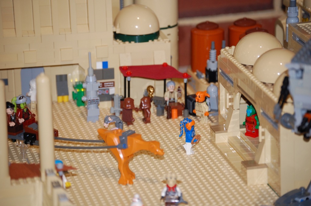 09_mos-eisley_minifigs-05.jpg