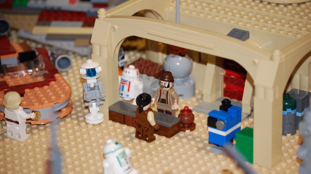 09_mos-eisley_minifigs-07.jpg