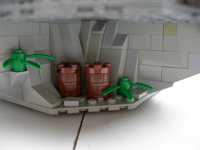 10120_hull2.jpg