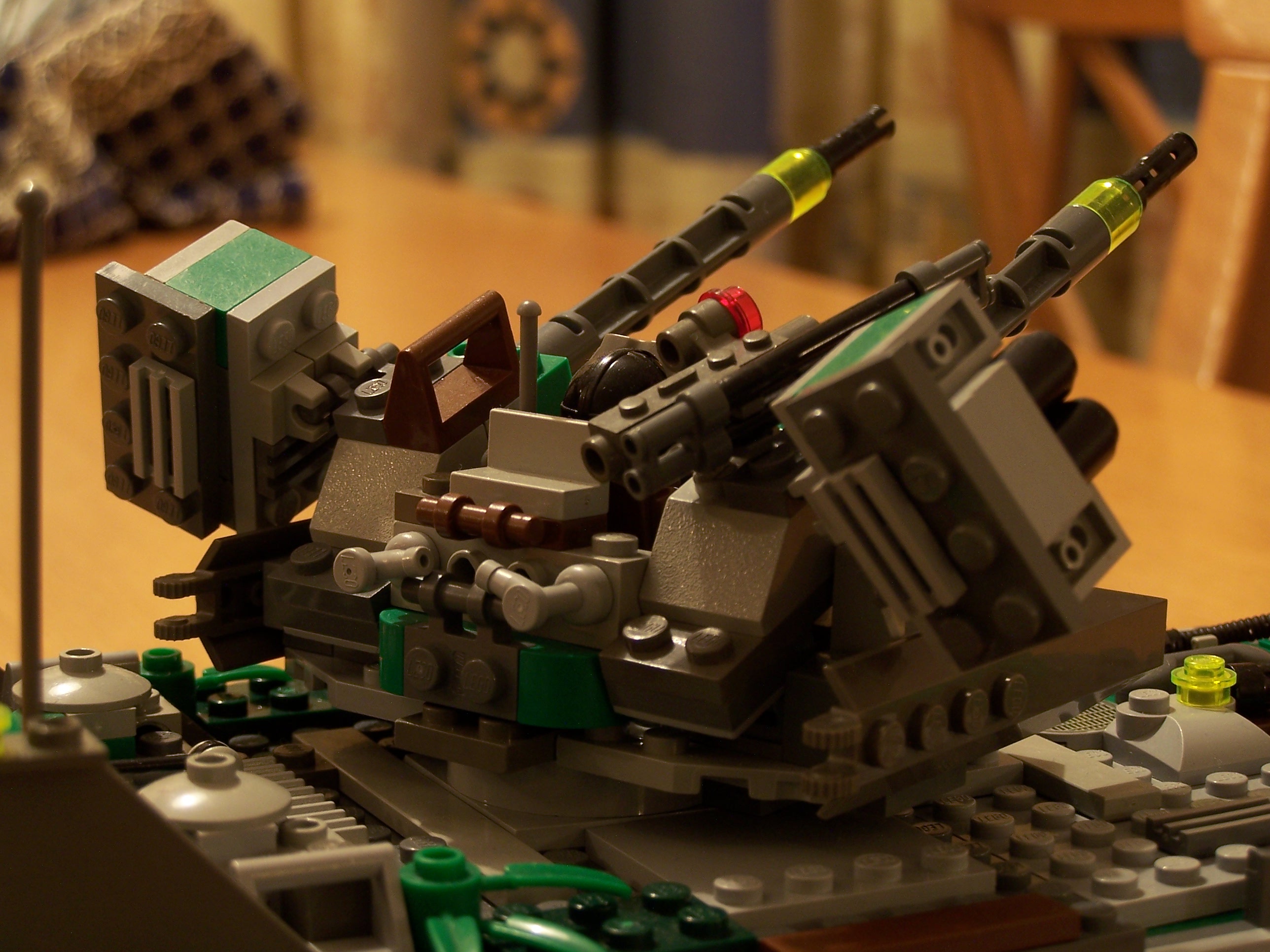 lego_hoover_tank_10.jpg