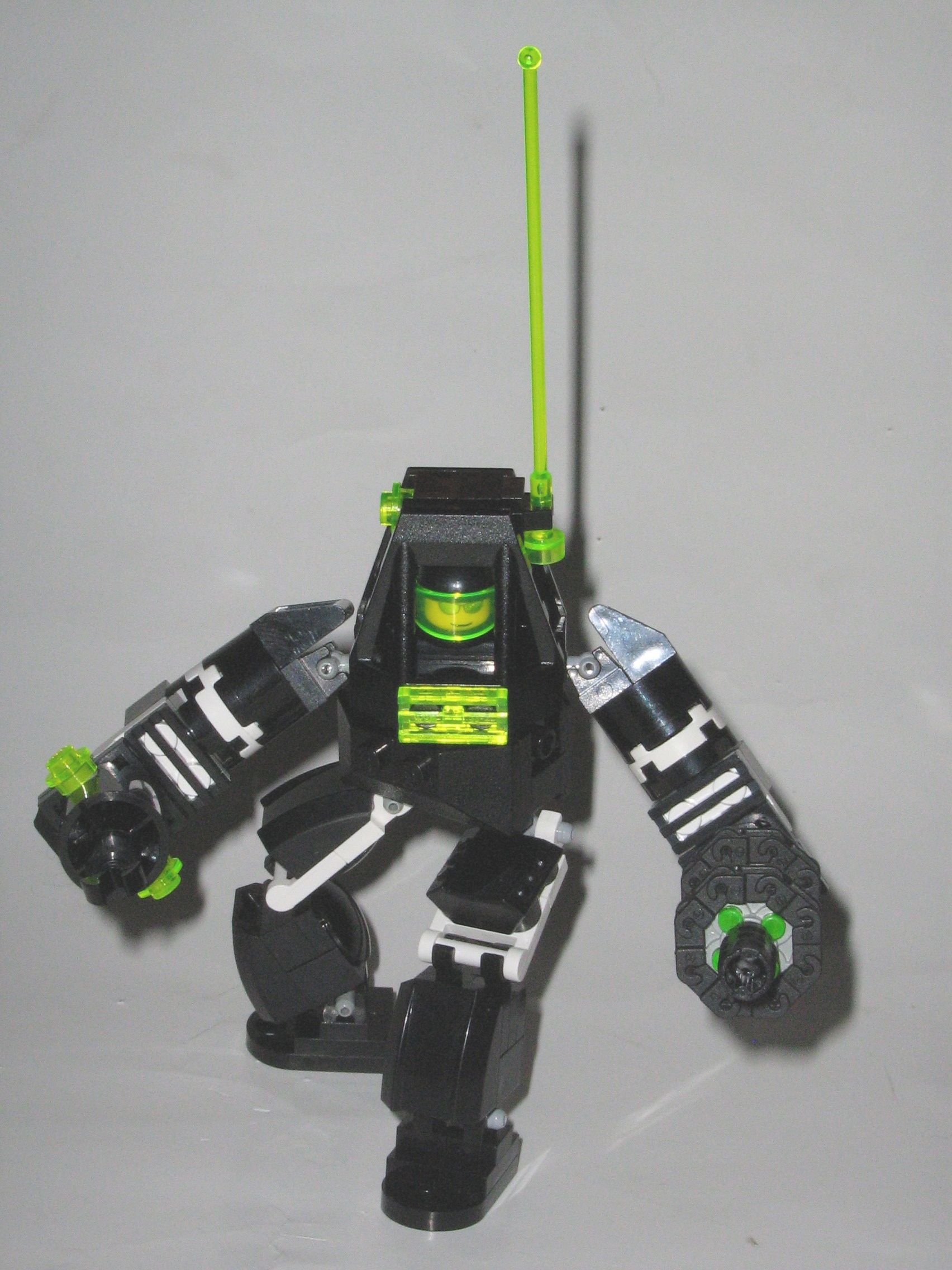 hardsuit4.jpg