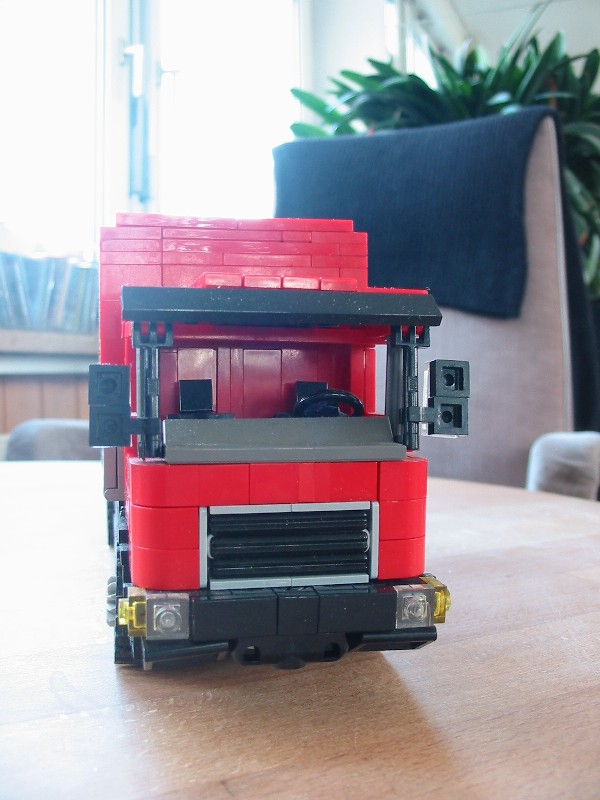 man-lorry-v1.jpg