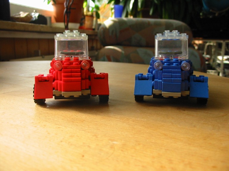 redblue-mekaro1.jpg