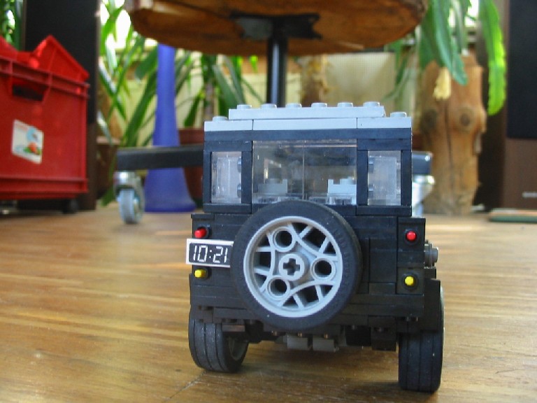 landrover-v2-h2.jpg
