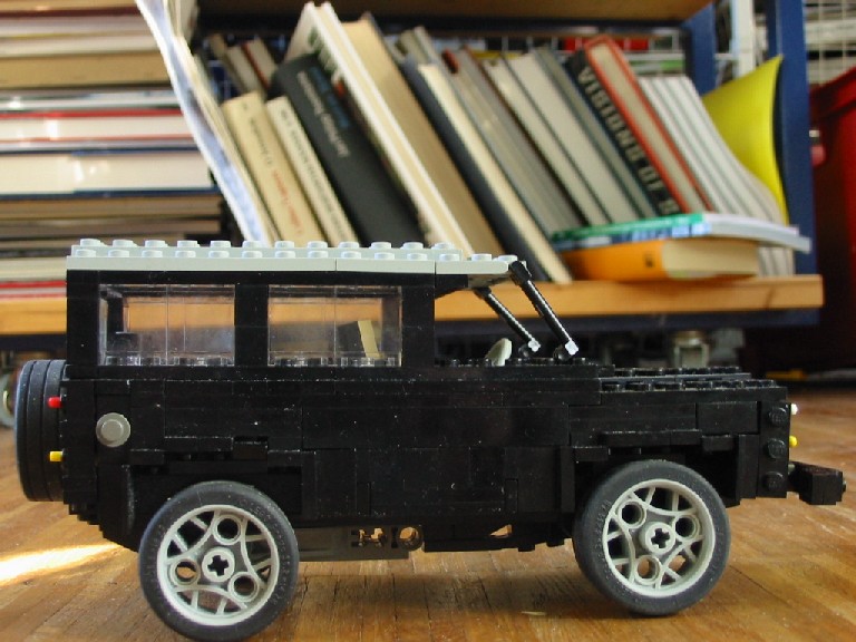 landrover-v2-r1.jpg