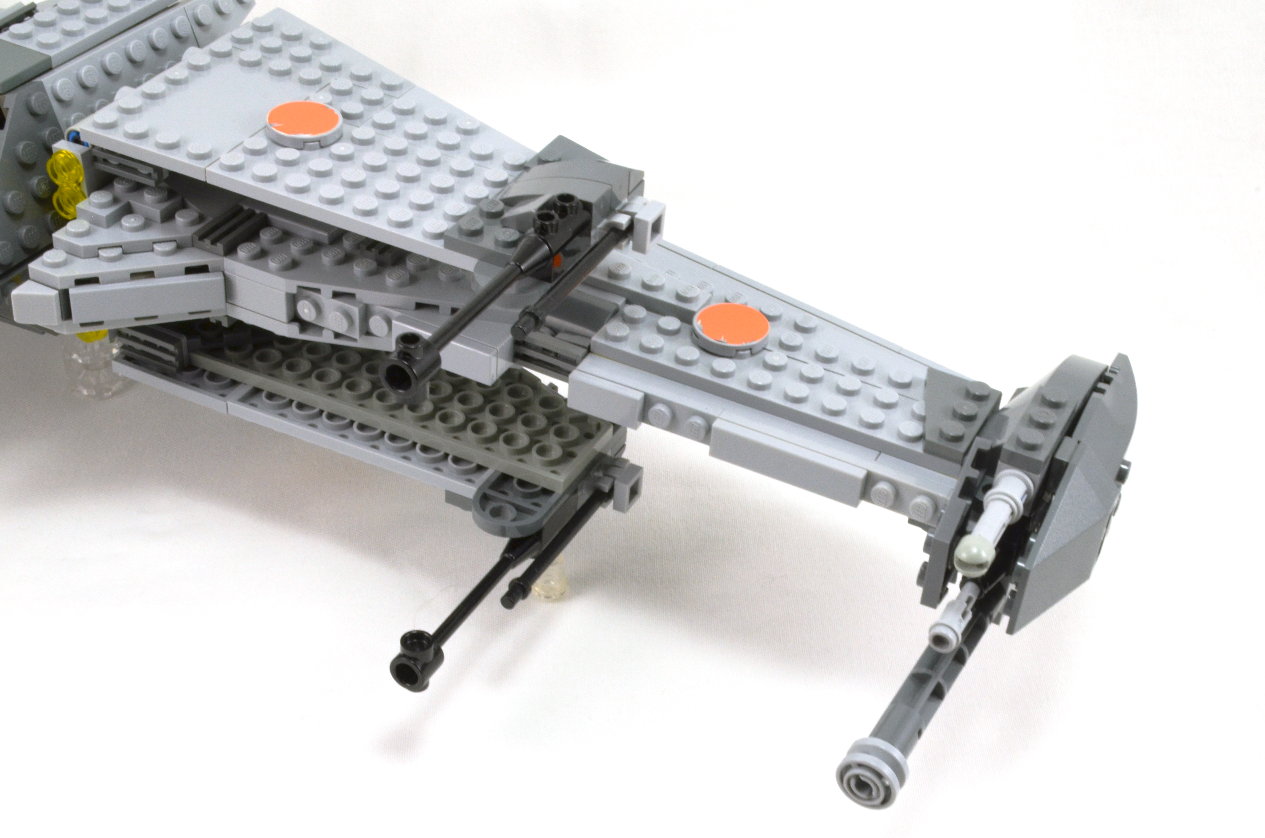 b-wing_010.jpg
