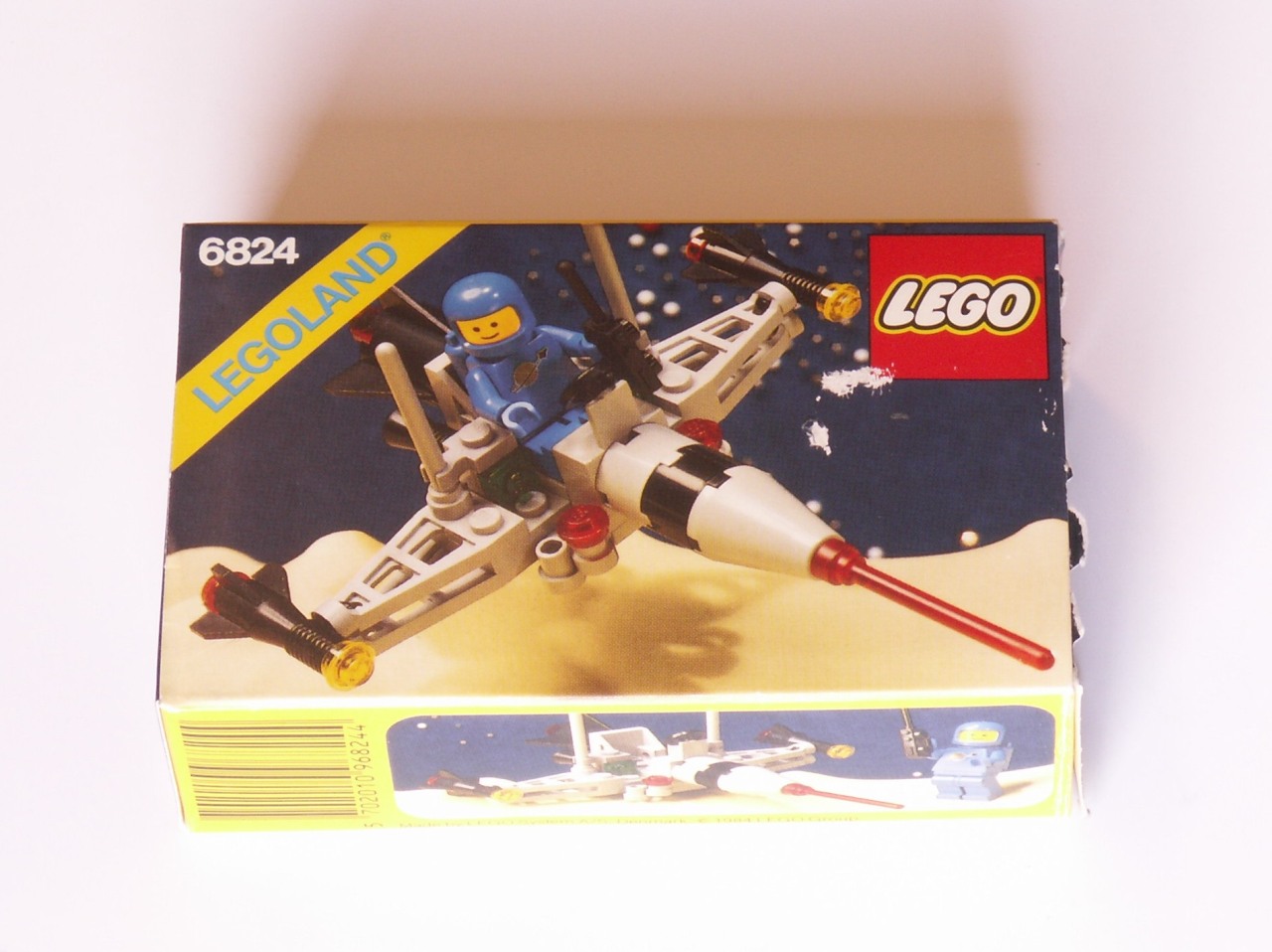 set6824-03.jpg