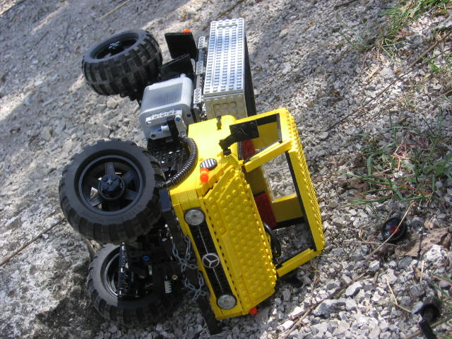 unimog-crash.jpg