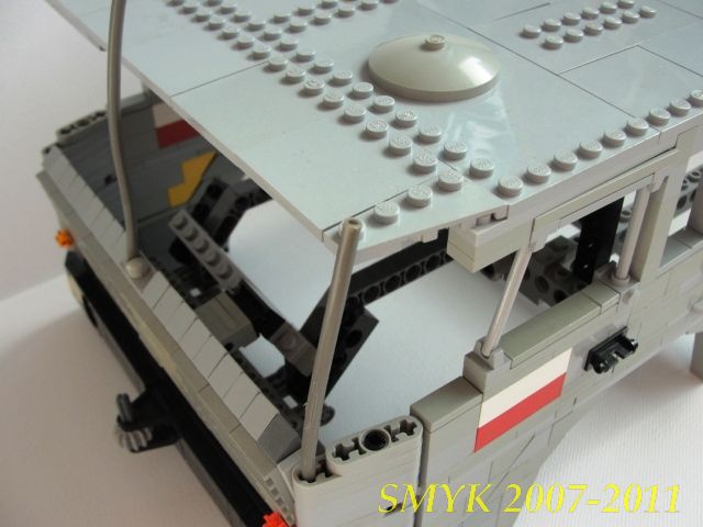 t813-006_.jpg