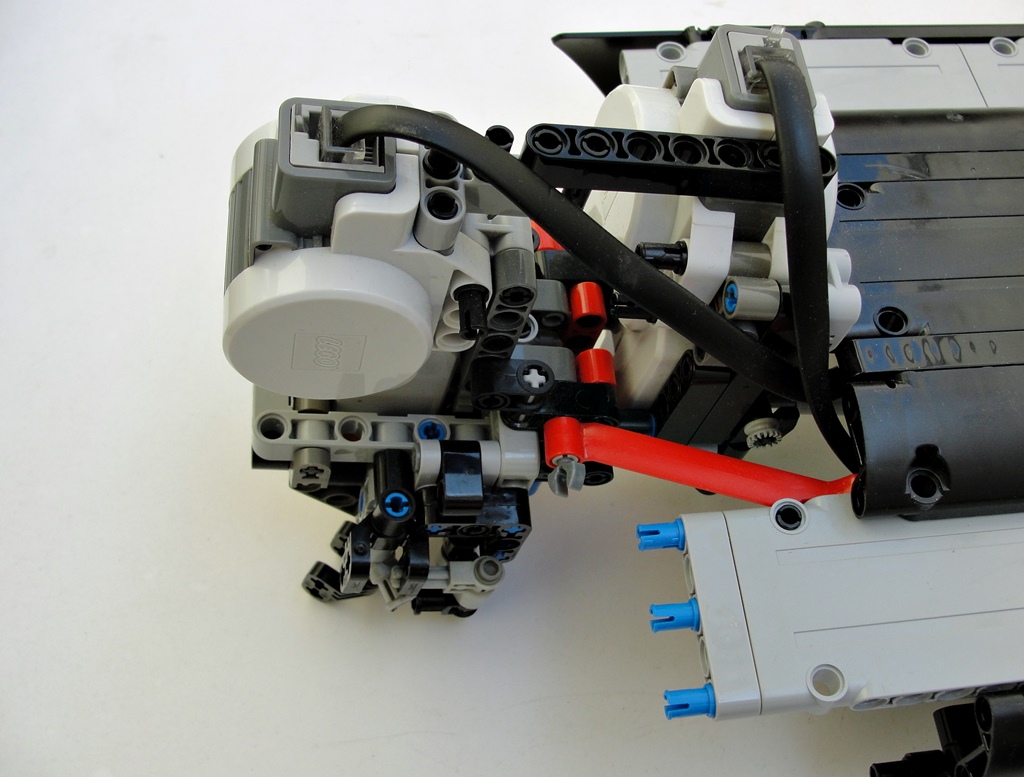 man-kat-front-steer.jpg