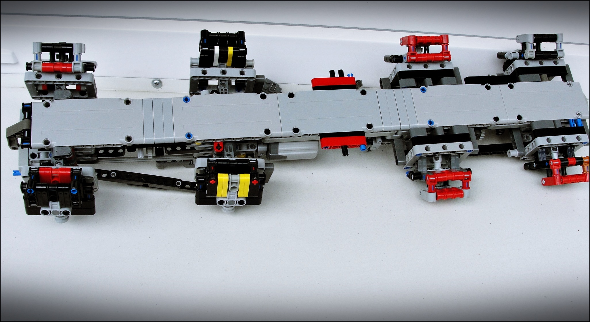 t813-frame-08.jpg