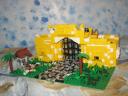 yellow_gatehouse_001.jpg