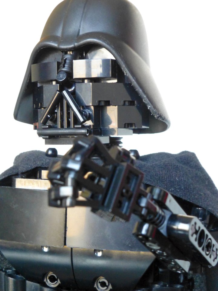 motorized_darth_vader_22.jpg