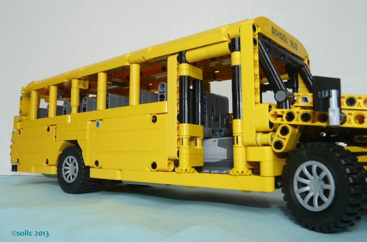 school_bus_09.jpg