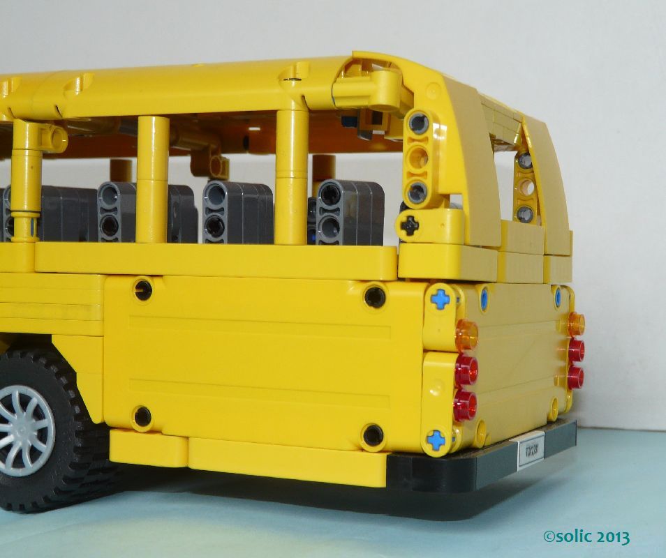 school_bus_16.jpg